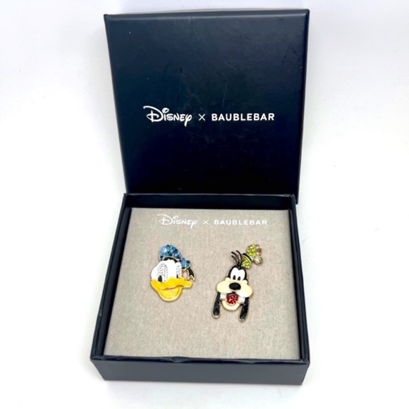 NWT DISNEY X BAUBLEBAR DONALD DUCK & GOOFY CRYSTAL ENAMEL STUD EARRINGS - Picture 1 of 10